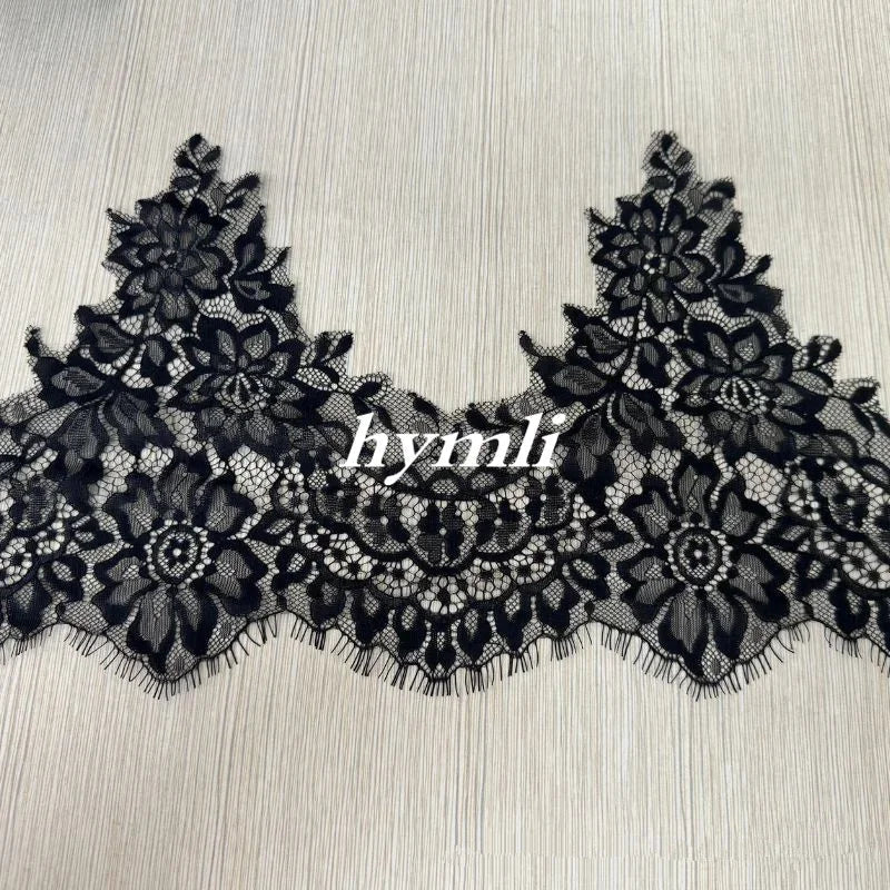 Chapel / Cathedral Wedding Veil Lace Trim Bridal Veil 2 Tires Tulle Long Veil Metal Comb