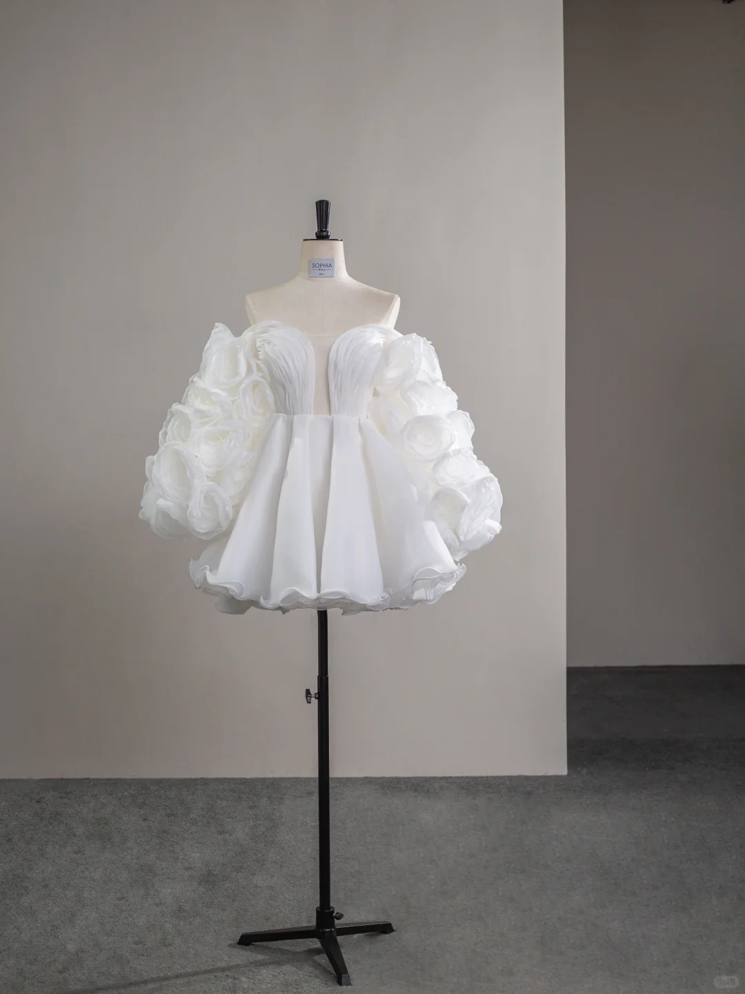 Chic Off The Shoulder White A Line Short Birthday Outfits Formal Homecoming Dress