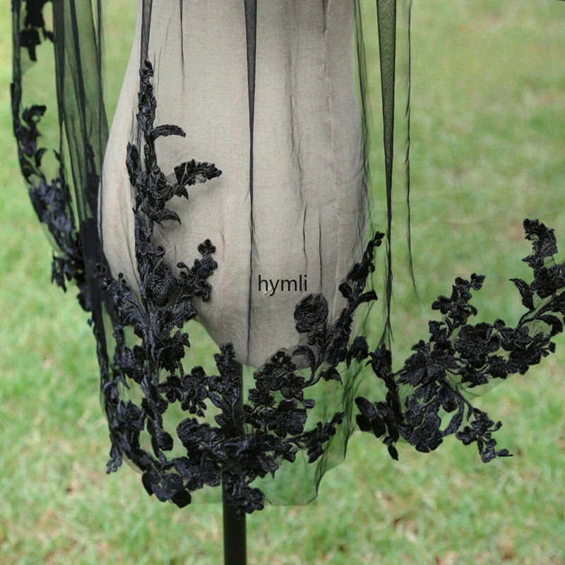1 Layer Bridal Veil with Black Lace Applique Wedding Dress Fingertip Black Wedding Veil