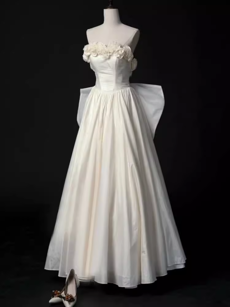 Vintage A line Strapless Satin White Long Wedding Dresses Brides Dress