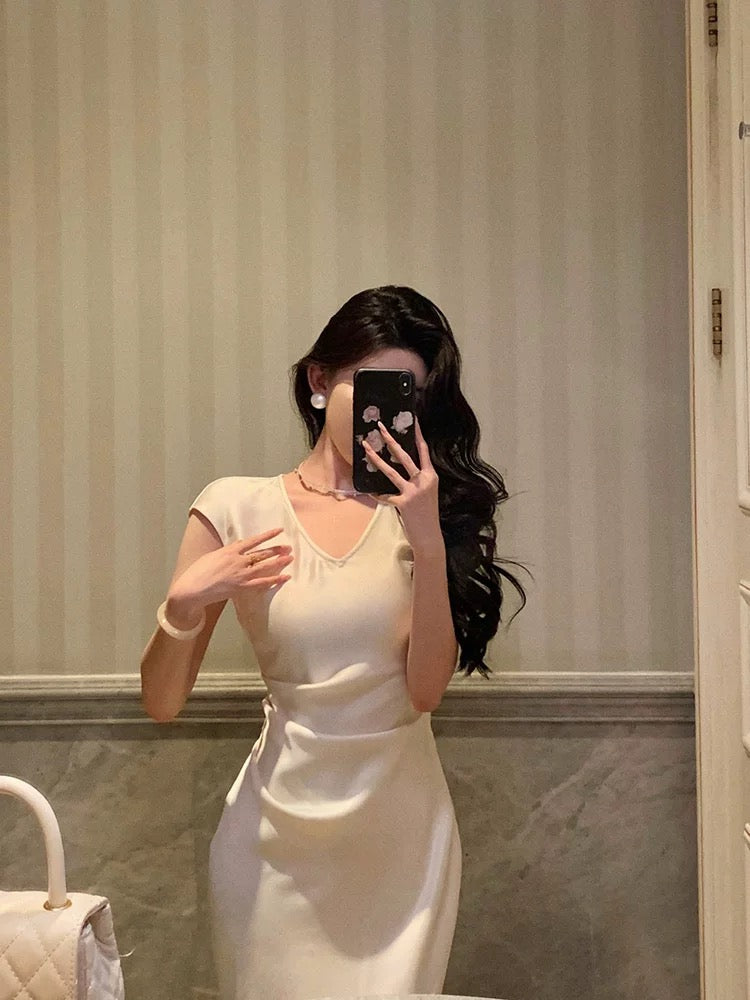Classy Sheath V Neckline Ivory Satin Prom Dresses Birthday Outfits Evening Gown