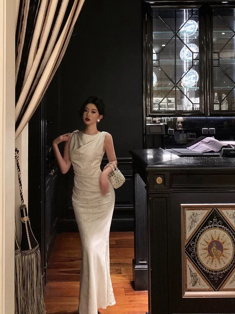 Gorgeous Mermaid Jewel Neckline White Satin Floral Date Night Dress Long Prom Dresses Birthday Outfits