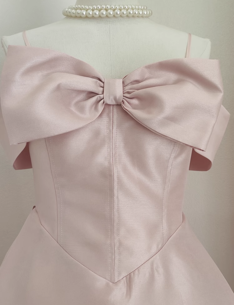 Cute A line Straps Pink Travel Vacation Dresses Short Satin Birthday Dress