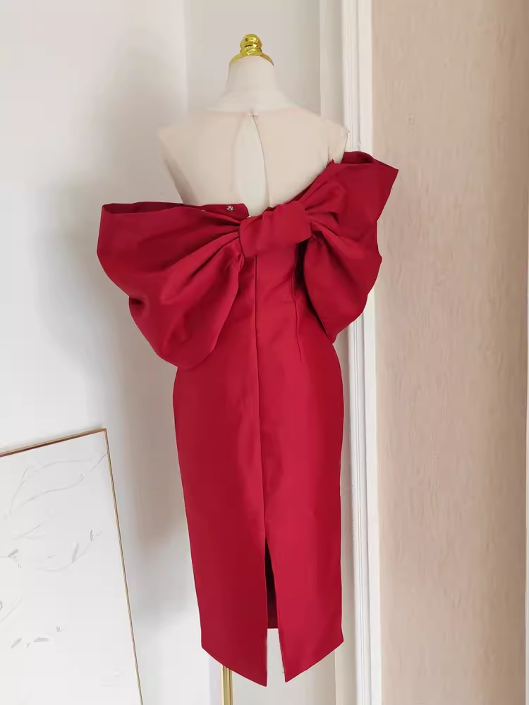 Sexy Sheath Strapless Red Vacation Dress Satin Women Dresses