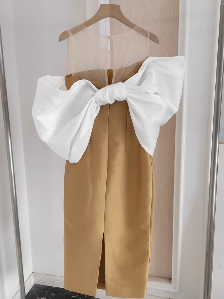 Sexy Sheath Strapless Gold Vacation Dress Satin Women Dresses
