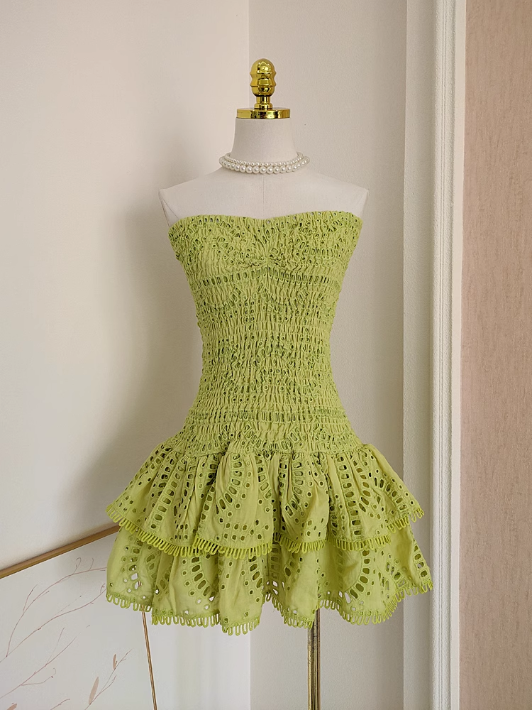 Cute Sheath Strapless Bud Green Lace Vacation Dress Short Birthday Dresses