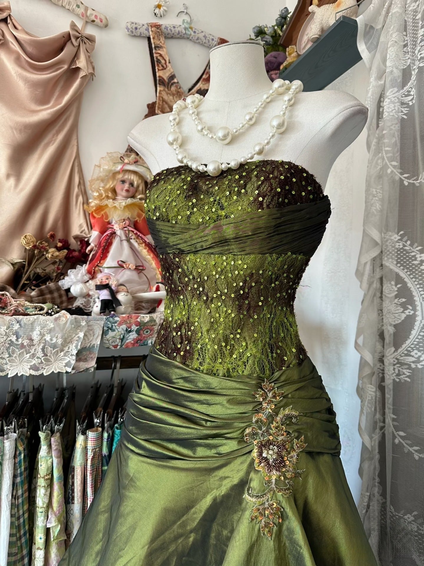Vintage Fashion Mermaid Strapless Olive Green Floor Length Evening Dress Prom Dresses