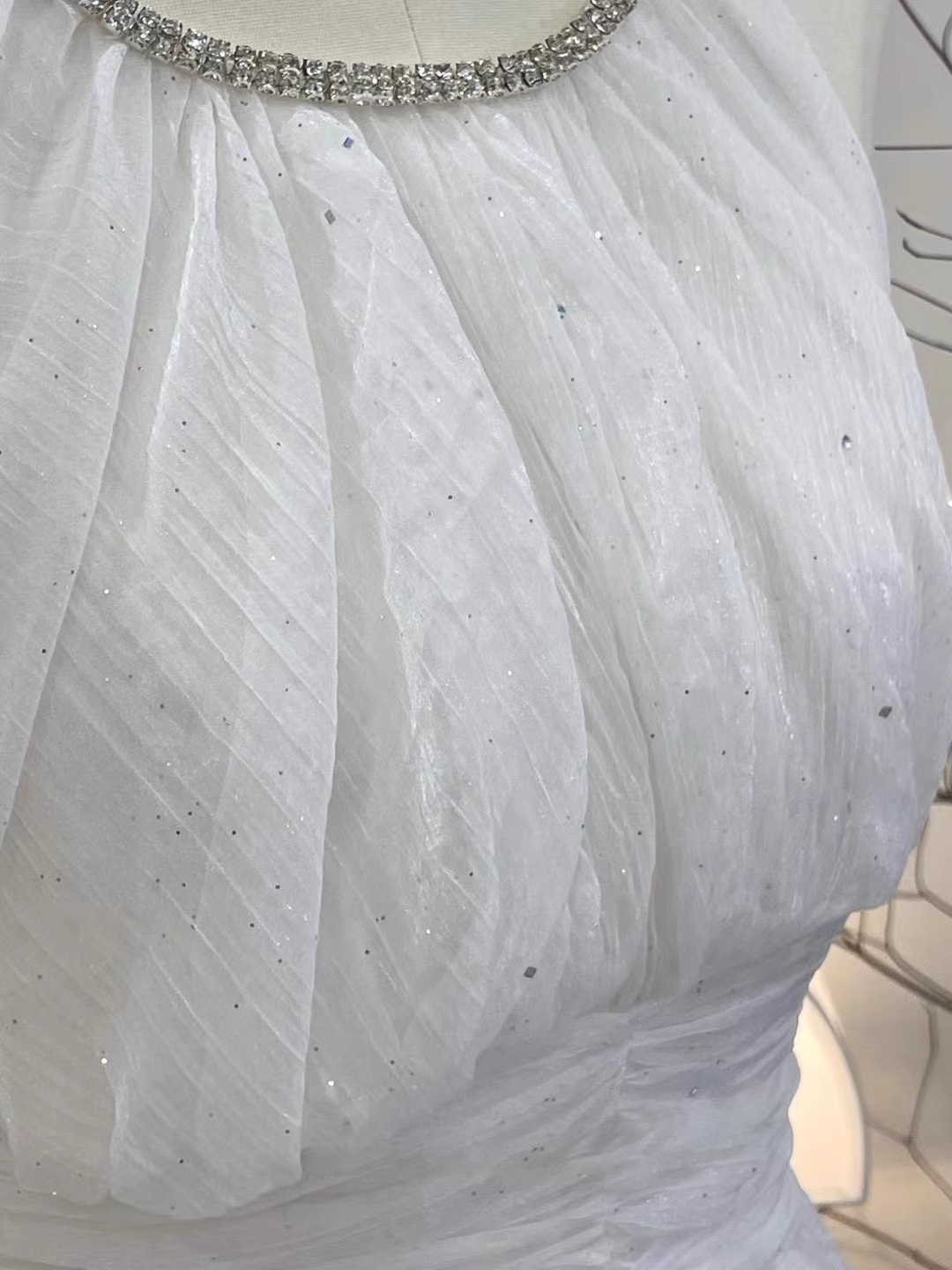 Simple A Line Halter Ruffled White Short Women's Holiday Dresses Birthday Outfits With Beads