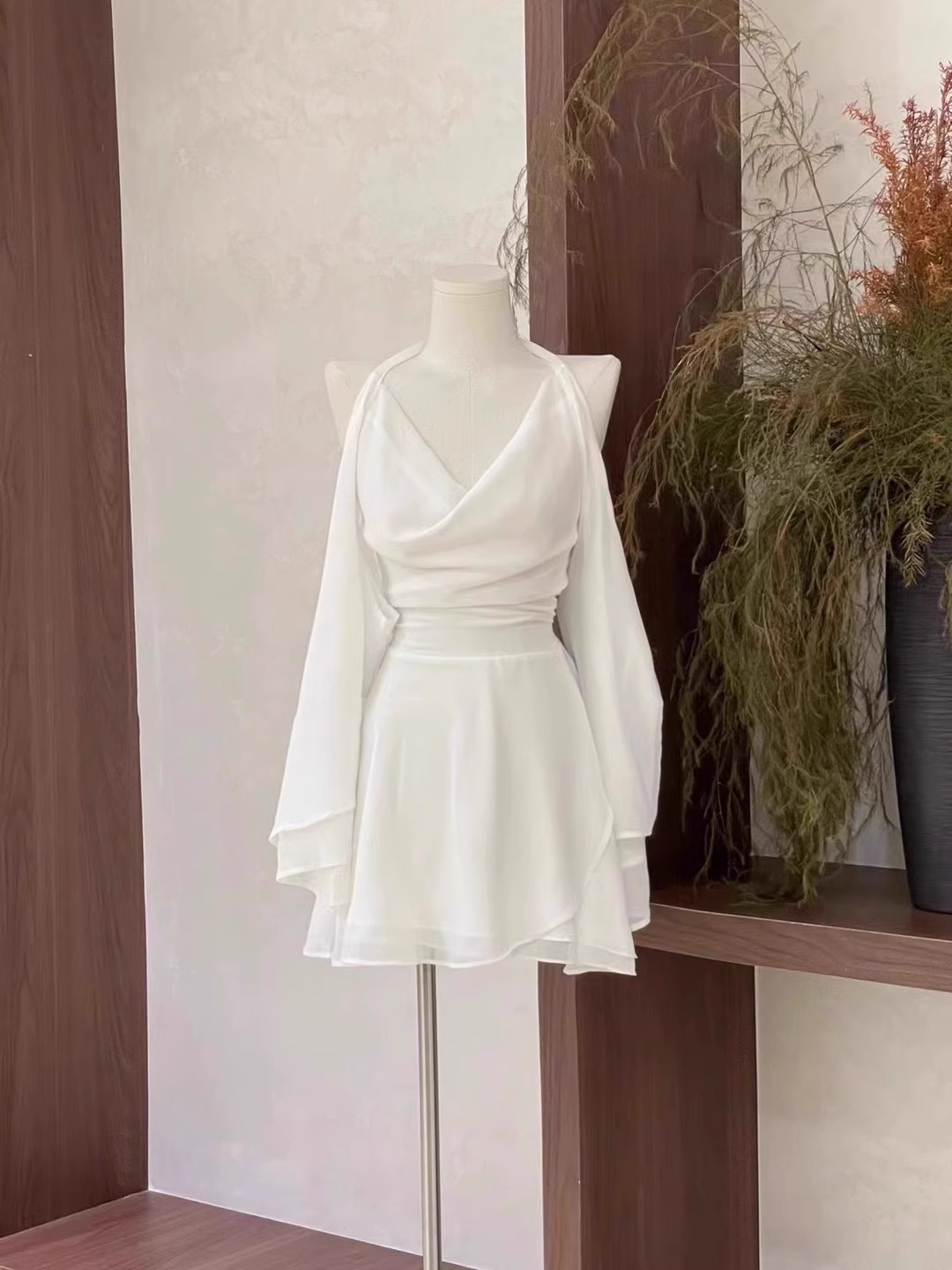 Cute A Line Halter Ruffled White Women's Short Holiday Dresses Birthday Dress