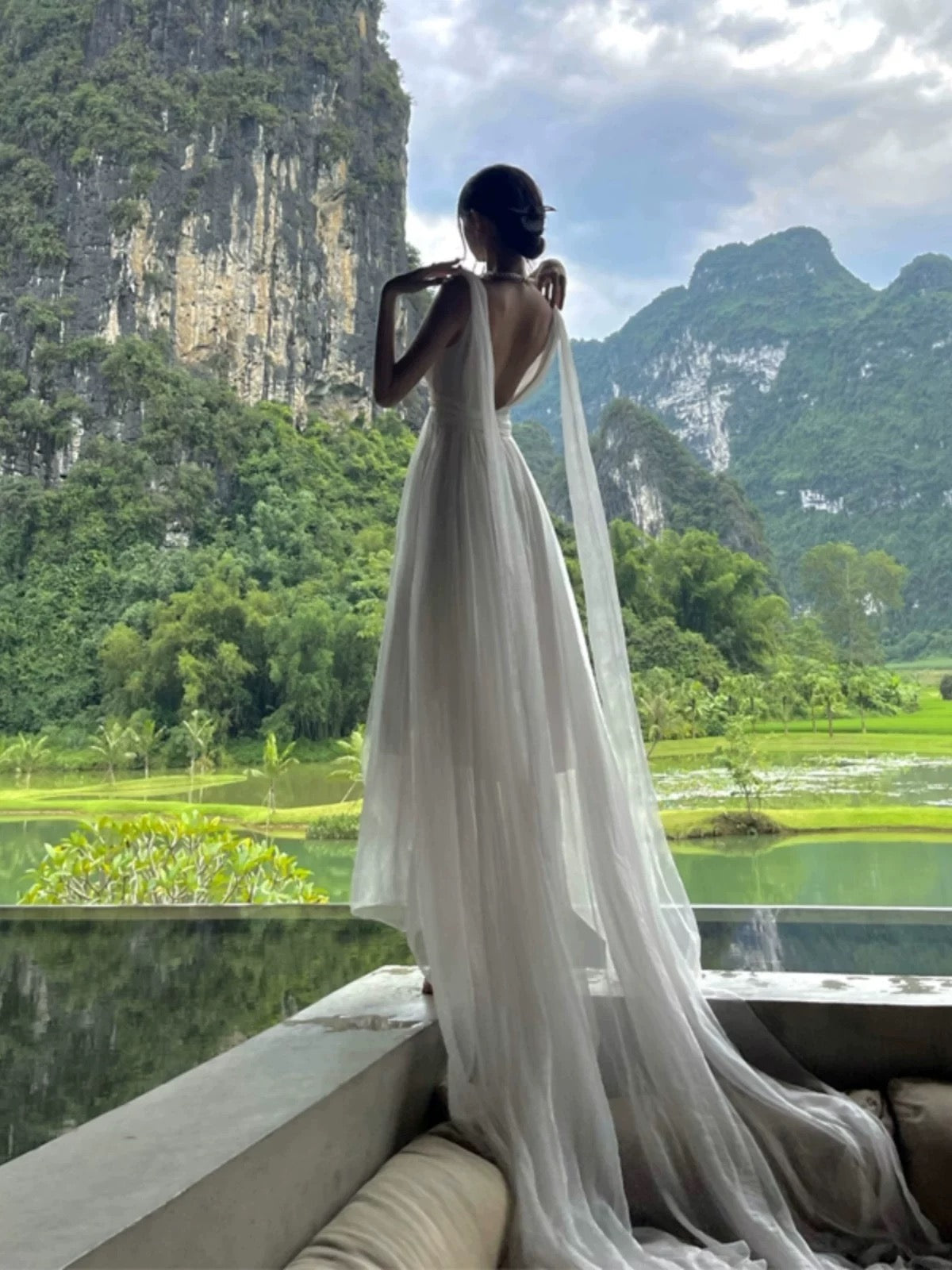 Beautiful A line V Neckline White Chiffon Long Party Dresses Prom Dress