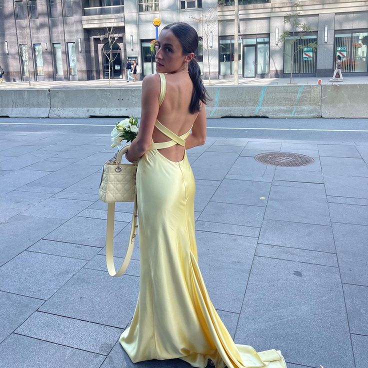 Gorgeous Mermaid Spaghetti Straps Floor Length Yellow Evening Dress Backless Prom Dresses