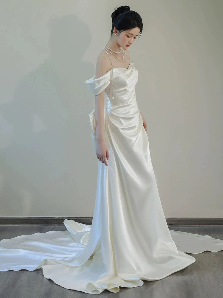 Unique Mermaid Off The Shoulder Pleats Short Sleeves Satin Wedding Dresses