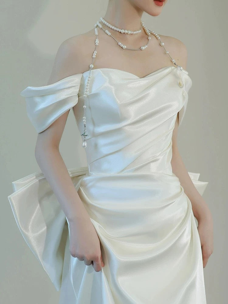 Unique Mermaid Off The Shoulder Pleats Short Sleeves Satin Wedding Dresses
