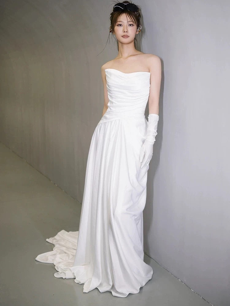 Unique Mermaid Sweetheart Pleats White Satin Ruffles Wedding Dresses