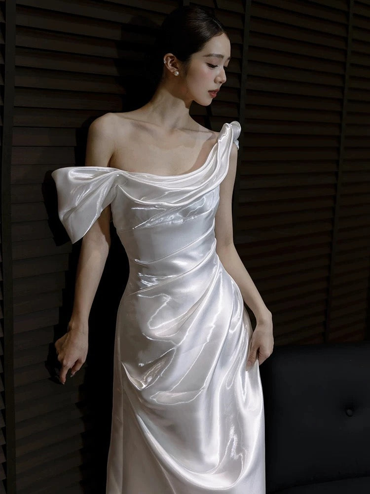 Unique Mermaid Off The Shoulder Pleats Satin Short Sleeves Wedding Dresses Brides Dress
