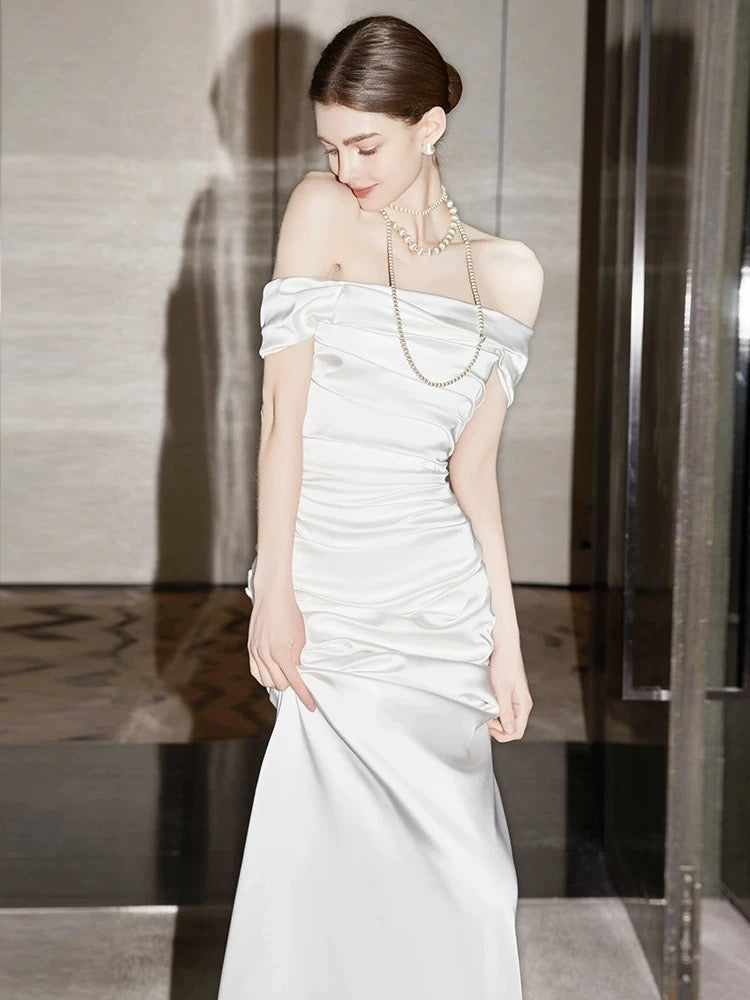 Unique Mermaid Off The Shoulder Short Sleeves Long White Wedding Dresses