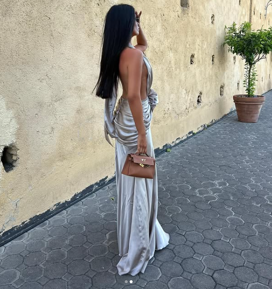 Pretty A line Halter Neckline Long Prom Dress Evening Dress Formal Dress