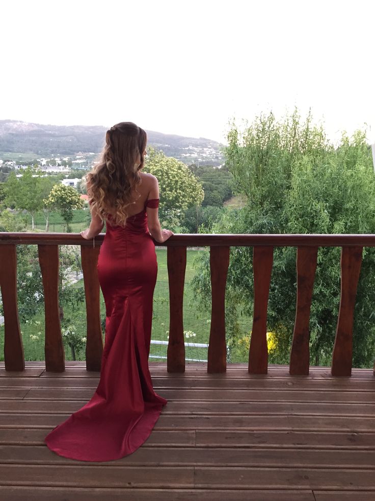 Sexy Mermaid Off The Shoulder Satin Burgundy Prom Dresses Long Party Dress