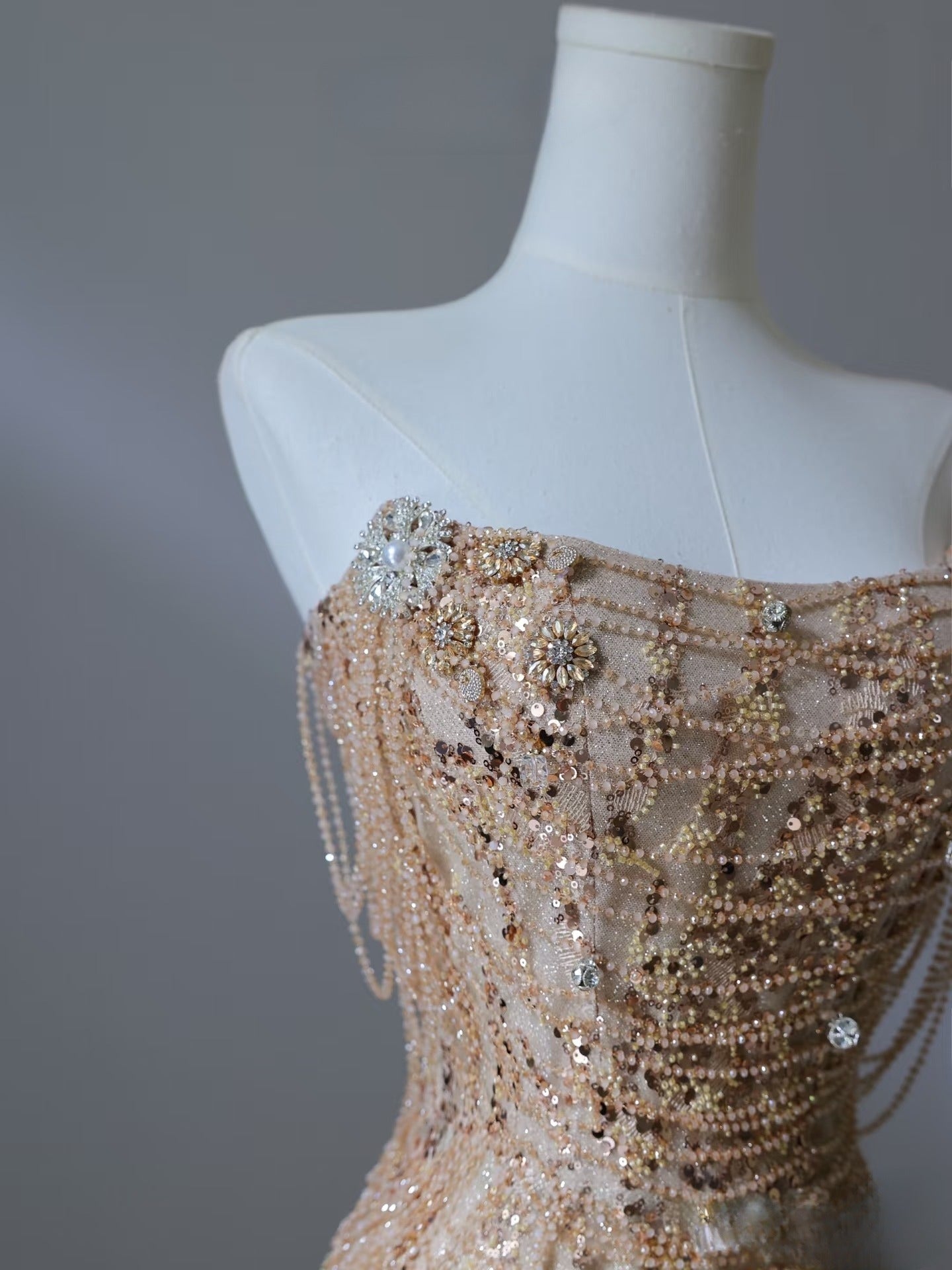 Pretty Mermaid Strapless Gold Sequin Beads Long Prom Dresses Formal Evening Dress