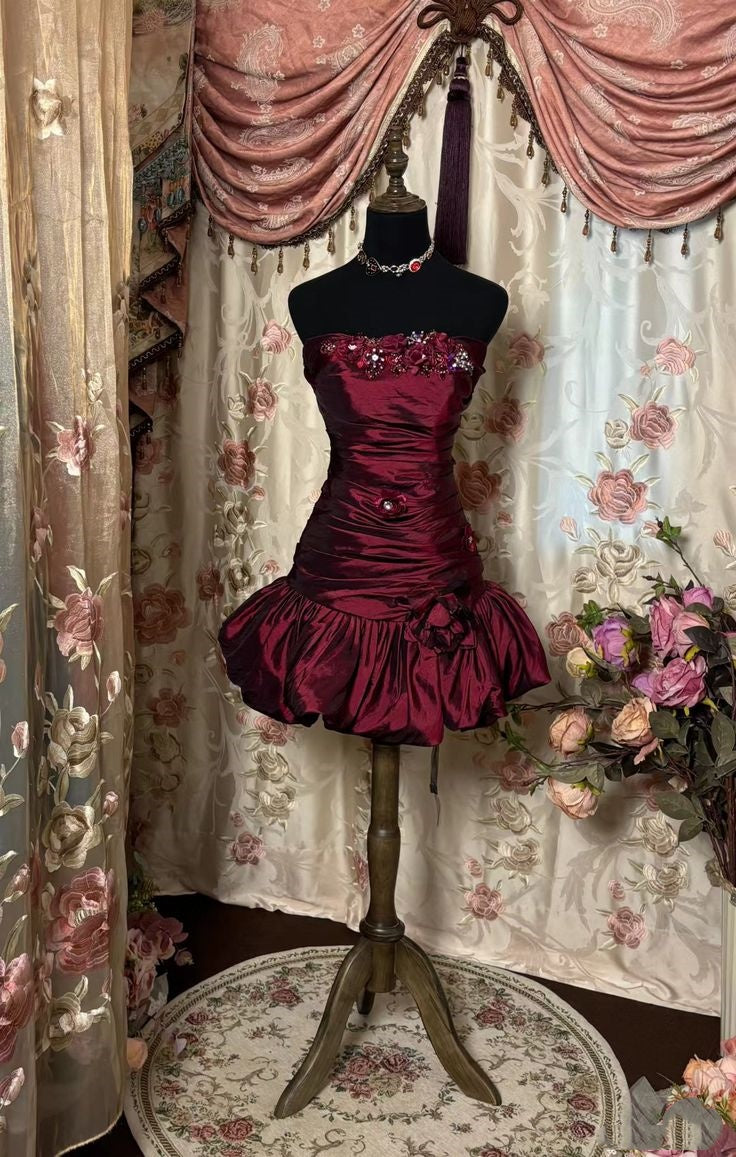 Vintage Sheath Strapless Burgundy Mini Dresses Homecoming Dress 16th Birthday Dresses