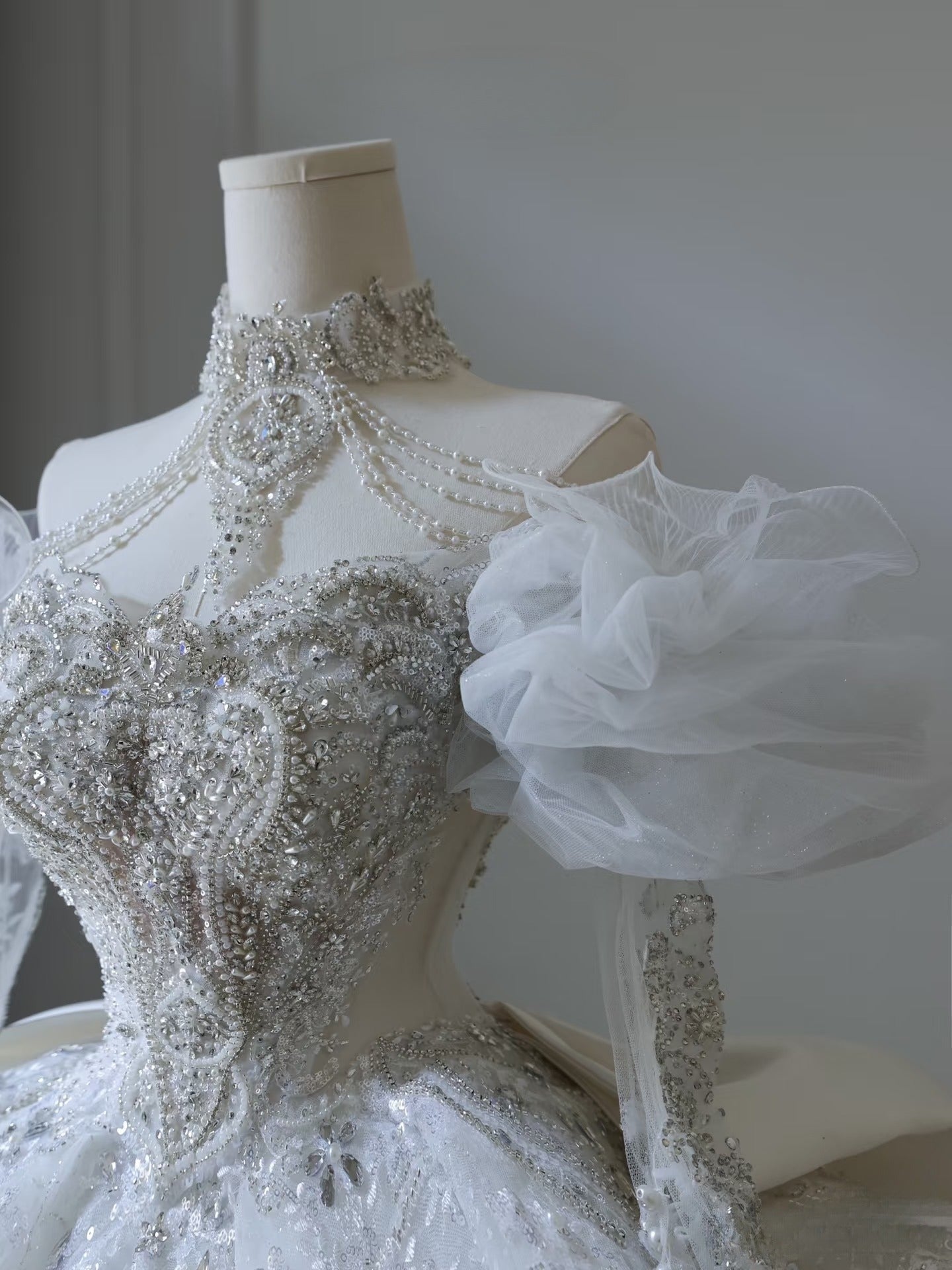 Timeless Ball Gown Off The Shoulder White Lace Long Sleeves Wedding Dresses Bridal Dress
