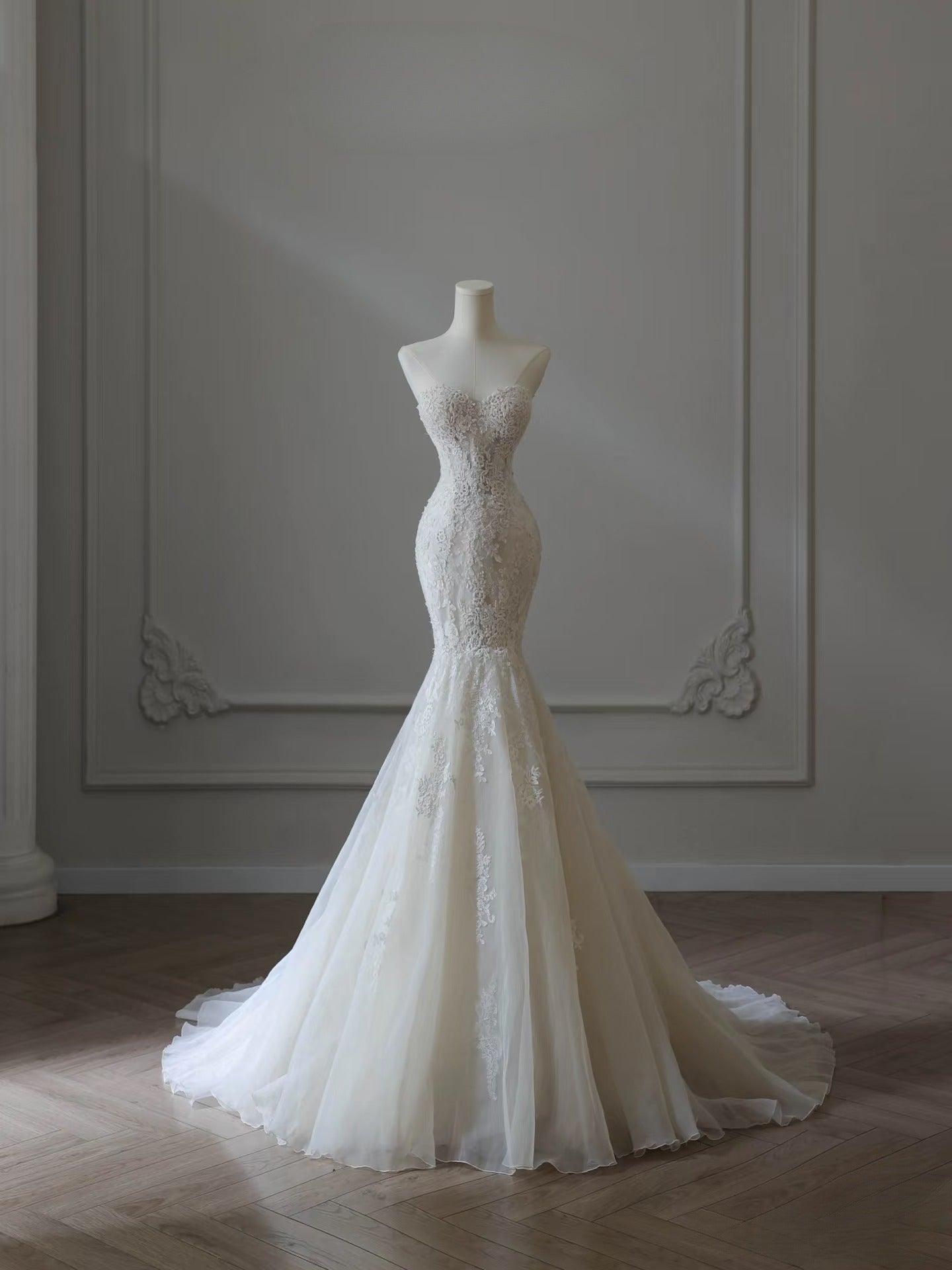 Timeless Mermaid Sweetheart Lace White Wedding Dresses Brides Dress