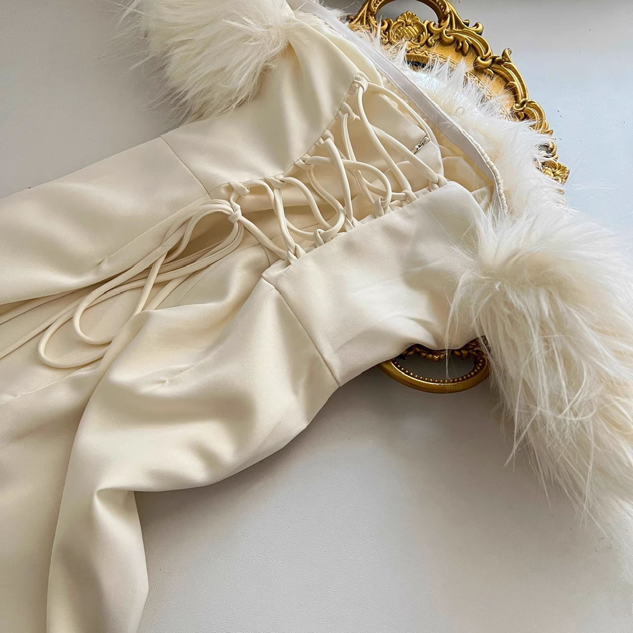 Sheath Strapless Sleeveless Ivory Feather Dress Slit Holiday Dresses