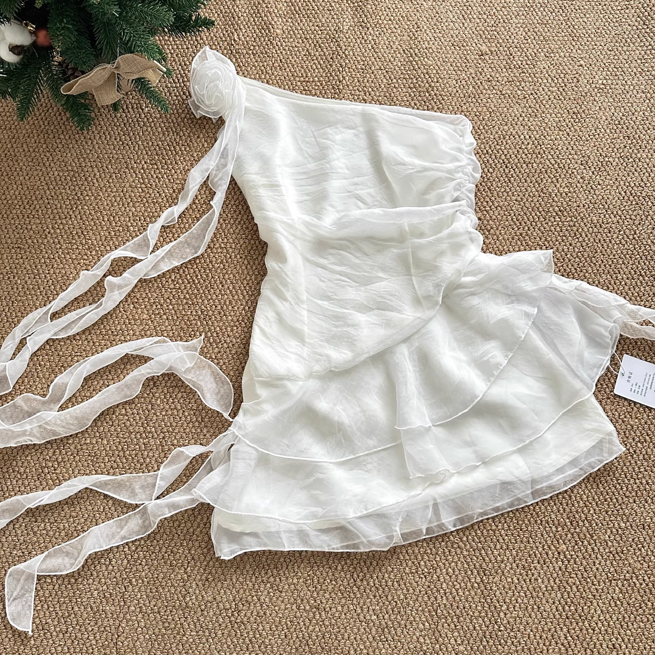 Cute Sheath One Shoulder White Holiday Dresses Short Ruffles Birthday Outfits
