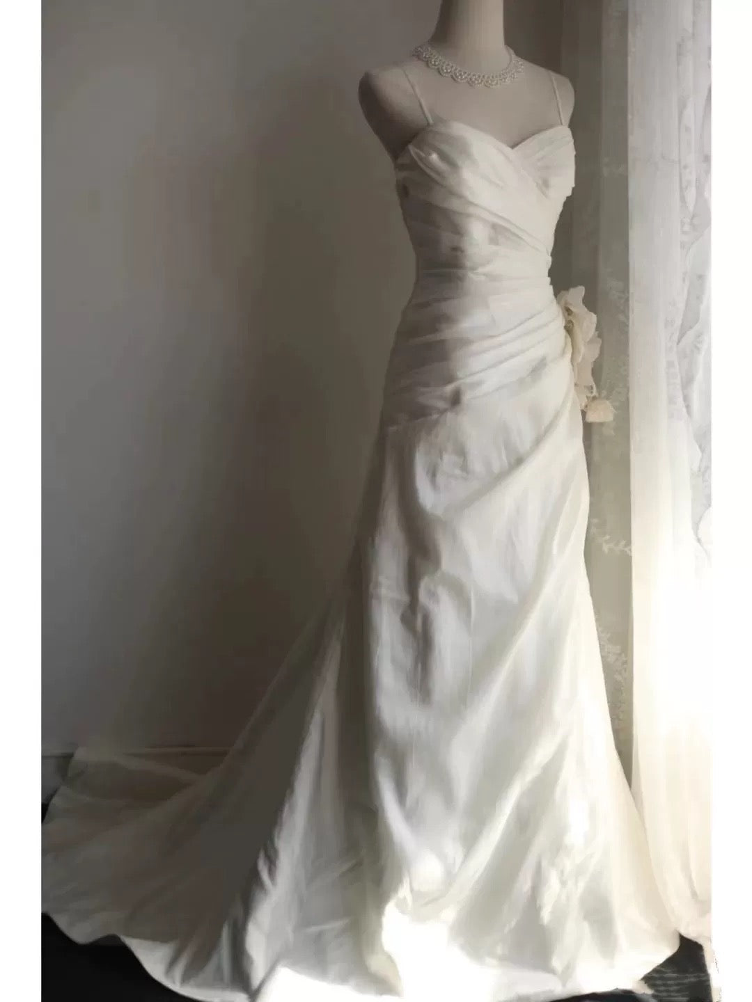 Classy Mermaid Spaghetti Straps White Satin Long Wedding Dress Bridal Dresses