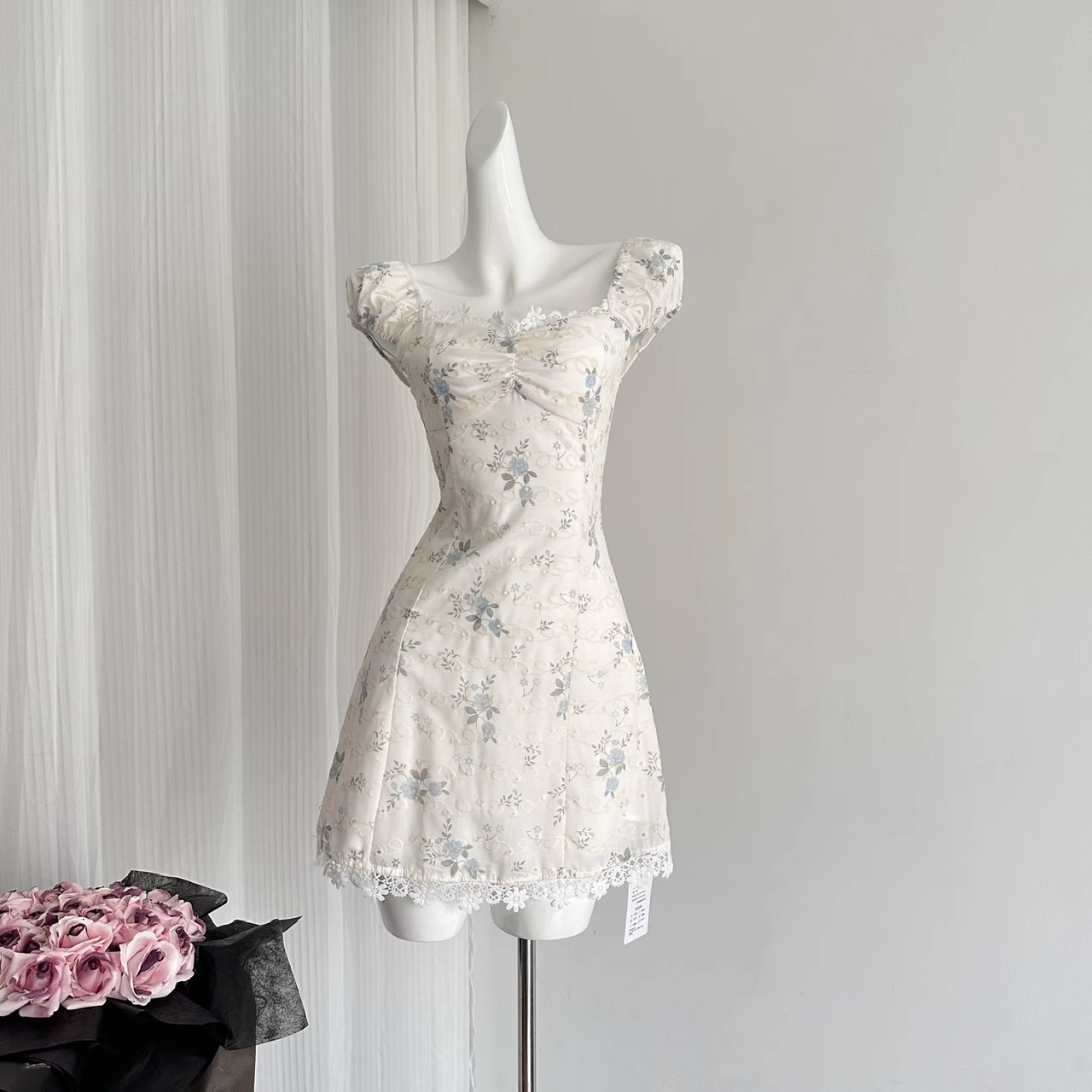 Cute A line Sweetheart Cap Sleeves Blue Floral Dress Short Holiday Dresses