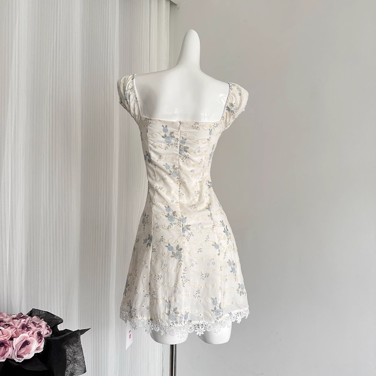 Cute A line Sweetheart Cap Sleeves Blue Floral Dress Short Holiday Dresses