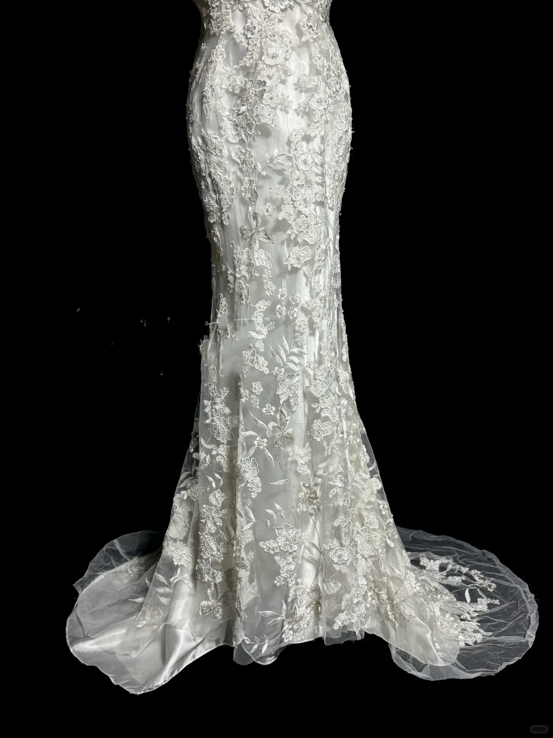 Classy Mermaid V Neckline Lace Ivory Long Wedding Dress Bridal Dresses