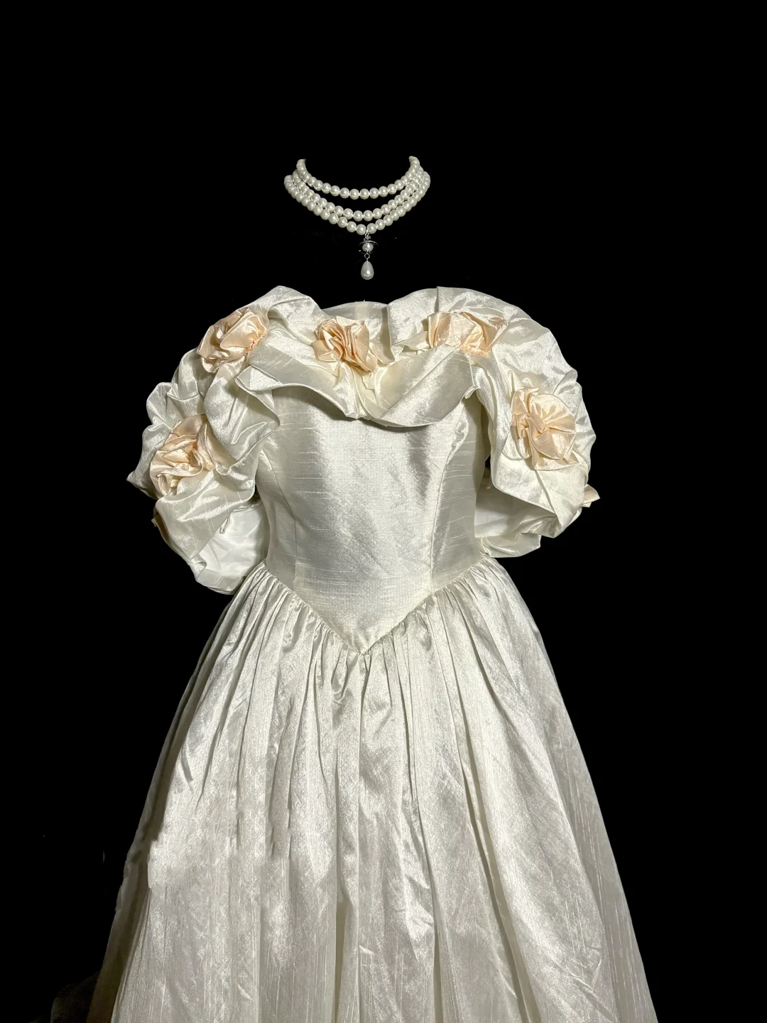 Classy Ball Gown Off The Shoulder Lace Ivory Long Wedding Dress Bridal Dresses