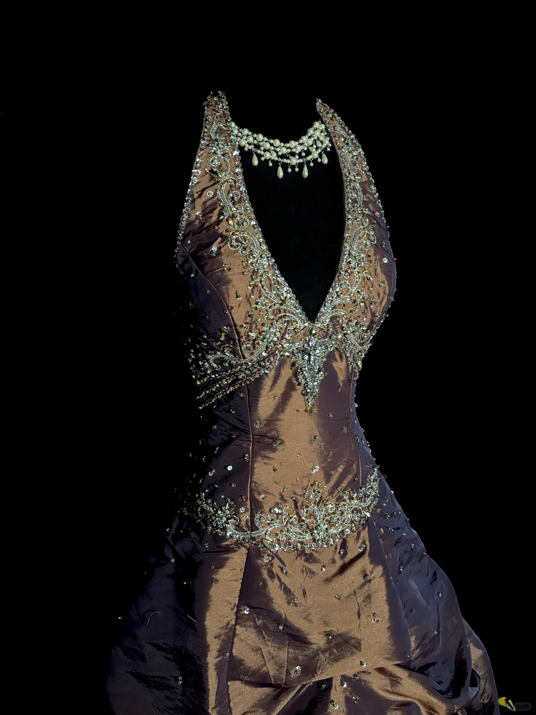 Vintage Ball Gown Halter Brown Sleeveless Long Prom Gown Fairy Prom Dresses
