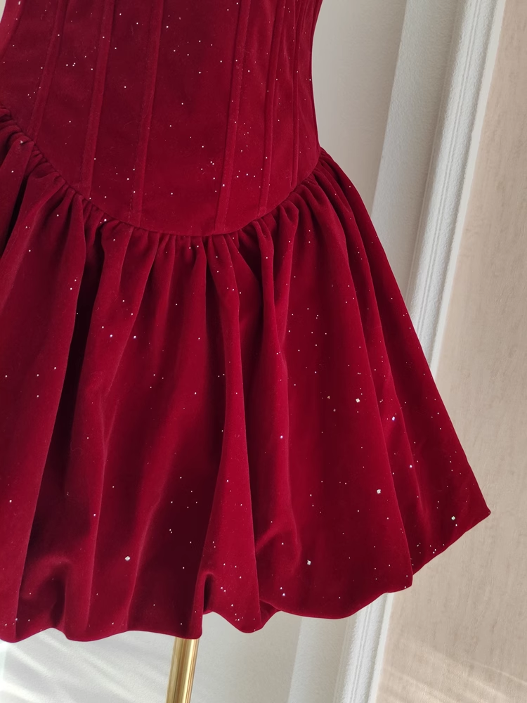 Sexy A Line Strapless Burgundy Velvet Ruffles Vacation Dresses Short Birthday Outfits