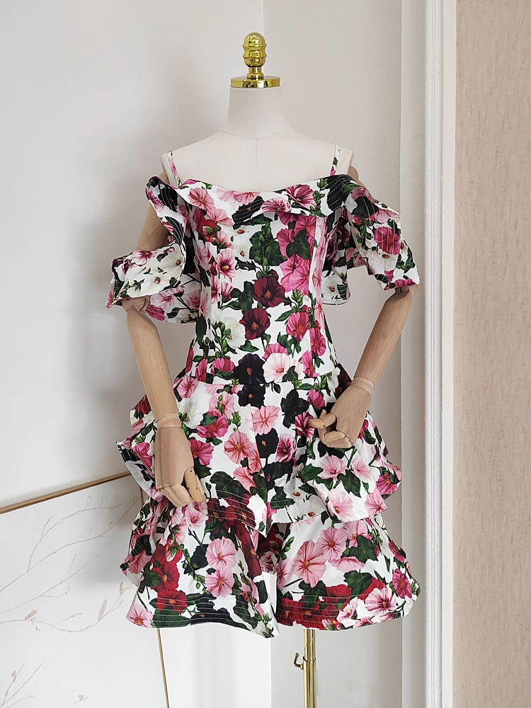 Cute A line Spaghetti Straps Sleeveless Floral Cocktail Dress Short Birthday Outfits