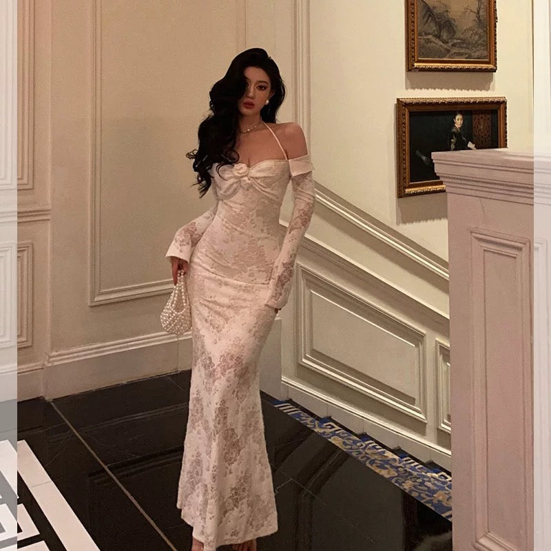 Gorgeous Mermaid V Neckline Long Sleeves Date Night Dress White Lace Prom Dresses Birthday Outfits