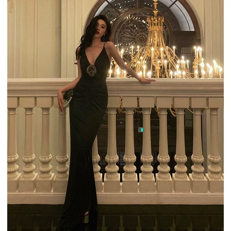 Sexy Sheath Spaghetti Straps Sleeveless Black Prom Dresses Birthday Outfits With Flower