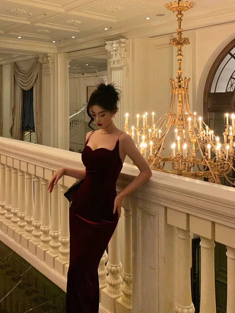 Gorgeous Sheath Spaghetti Straps Velvet Date Night Dress Red Prom Dresses Birthday Outfits