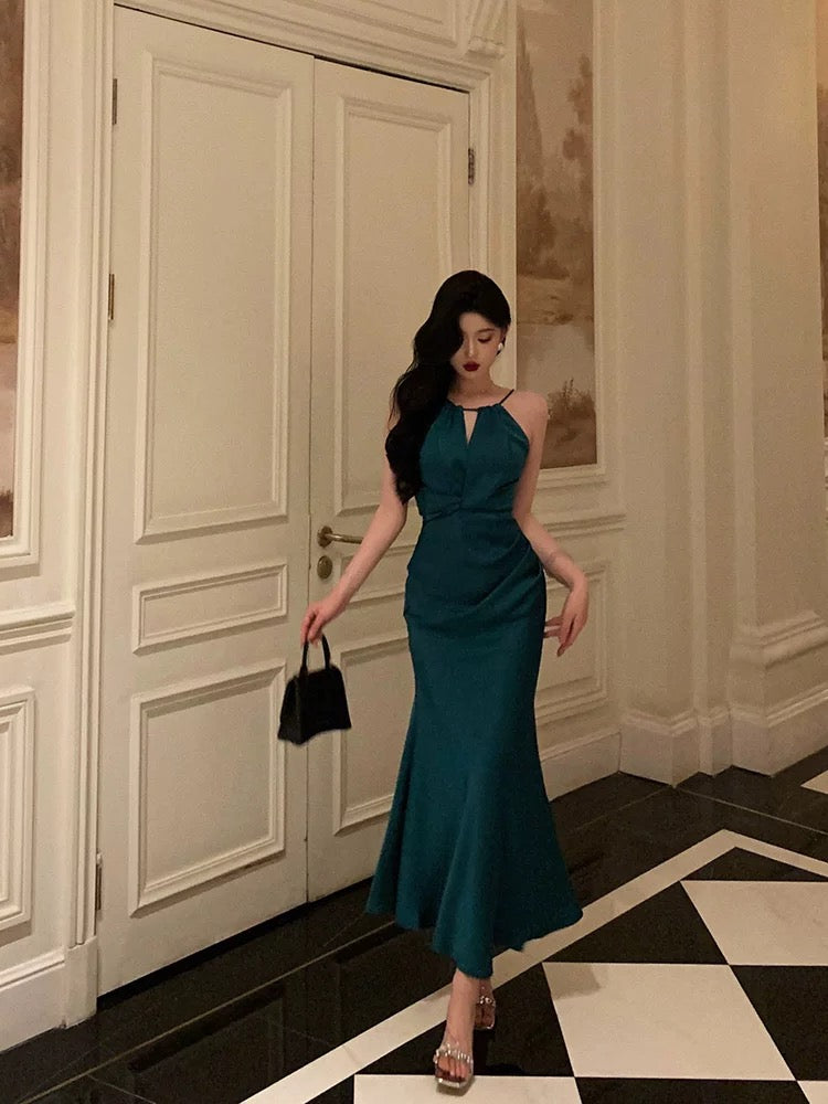 Classy Sheath Halter Sleeveless Green Silk Satin Prom Dresses Birthday Outfits