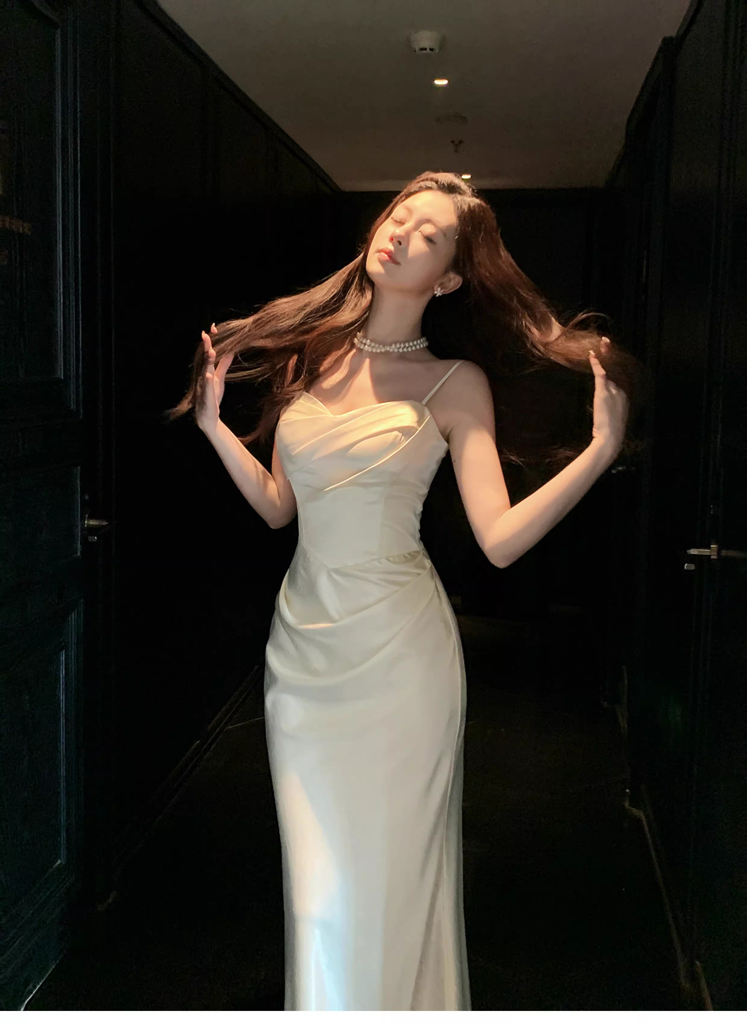 Classy Spaghetti Straps White Satin Pleated Mermaid Long Evening Dress Formal Wedding Guest Dress