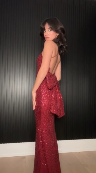 Sexy Sequin Mermaid Long Prom Dress,Burgundy Backless Party Evening Dress With Bow