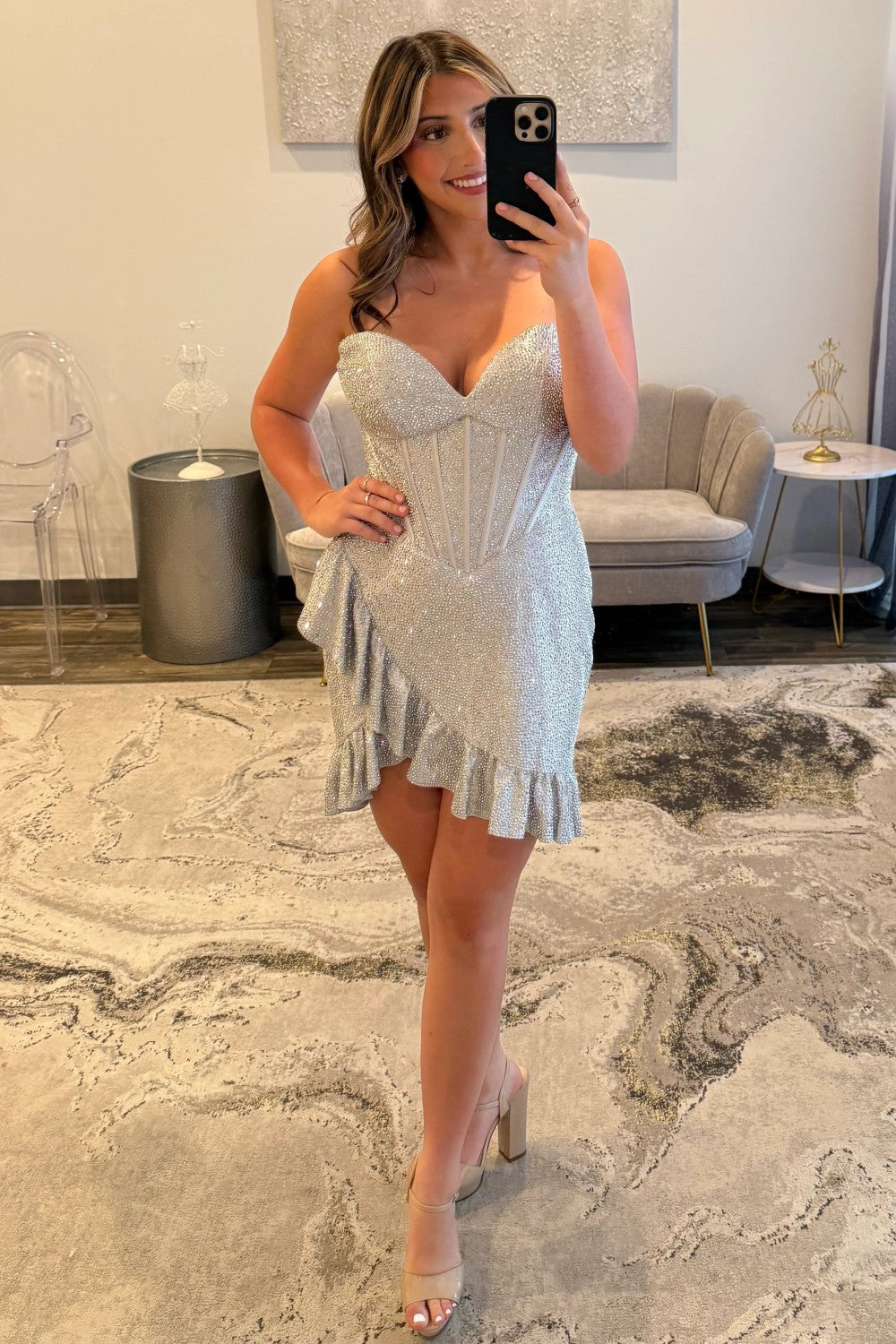 Sparkling Short Tight Homecoming Dress with Ruffle Hem and Sweetheart Neckline
