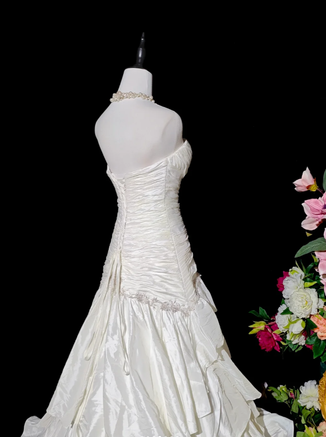 Elegant Strapless White Satin Beaded Pleated Layered Mermaid Long Prom Dress Birthday Party Dress