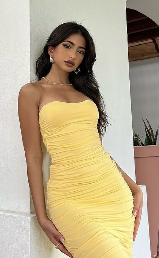 Elegant Yellow Strapless Pleated Prom Dress Long Party Evening Gown