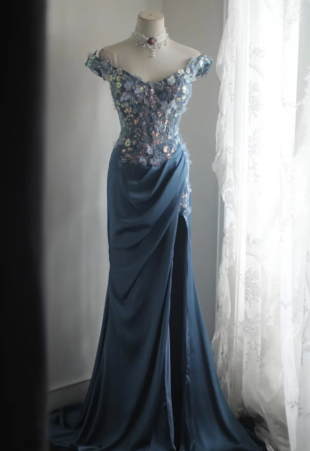 Gorgeous Off The Shoulder V Neck Satin Sequin Appliques Evening Dress Long Mermaid Slit Prom Dresses