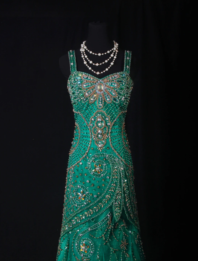 Vintage Spaghetti Straps Green Satin Tulle Beaded Party Dress Mermaid Long 21st Birthday Outfits