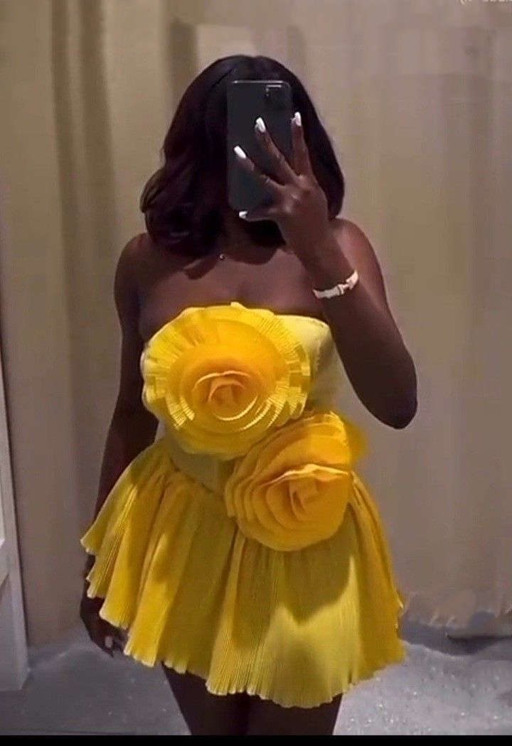 Unique Yellow Strapless Satin Flowers A Line Short Party Dress Formal Homecoming Dress