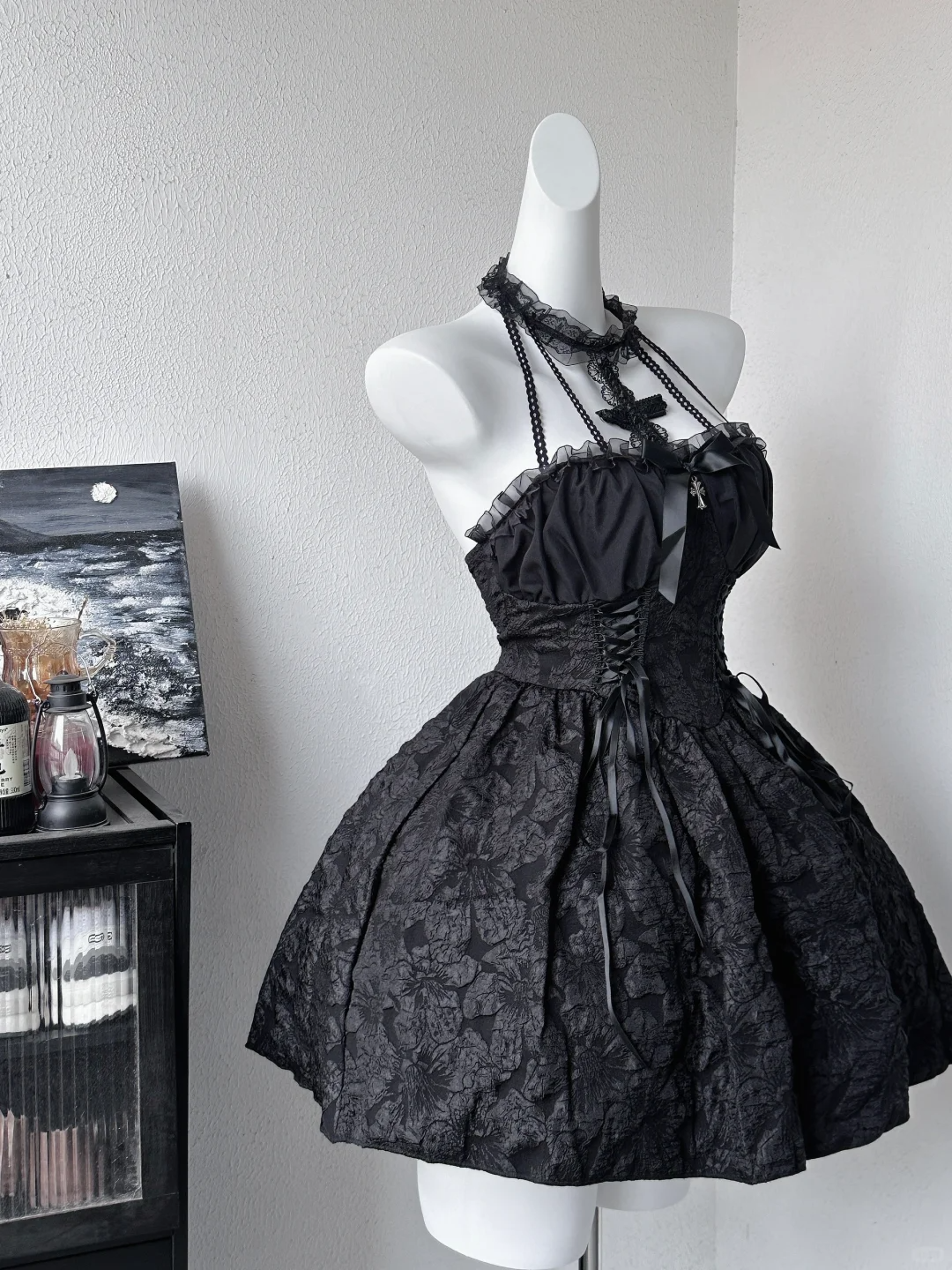 Unique Sweetheart Neck Halter A Line Birthday Outfits Black Short Homecoming Dress