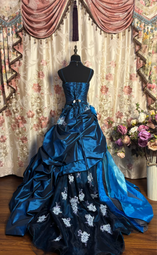Pretty Blue Spaghetti Straps Satin Pleated Appliques Beaded Mermaid Evening Dress Long Prom Dress